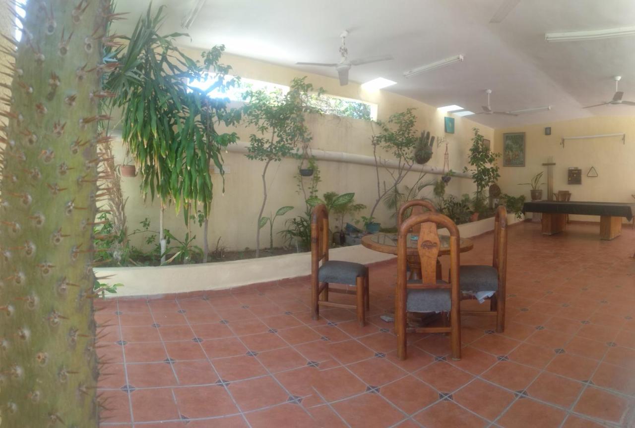Room In Guest Room - Padrinos Hostal La Paz Full House 외부 사진